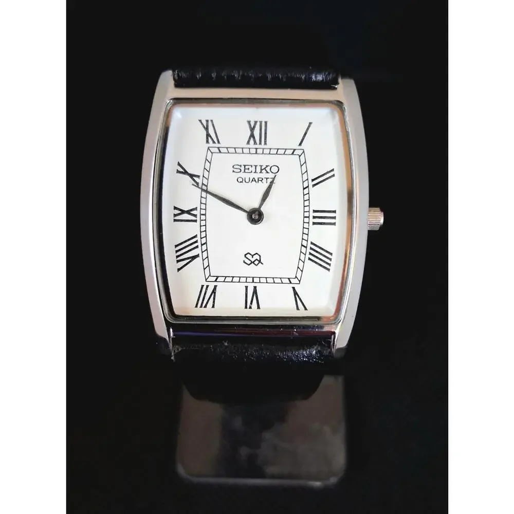 Men's‎ Vintage Seiko Barrel/Tonneau Leather Tank RARE